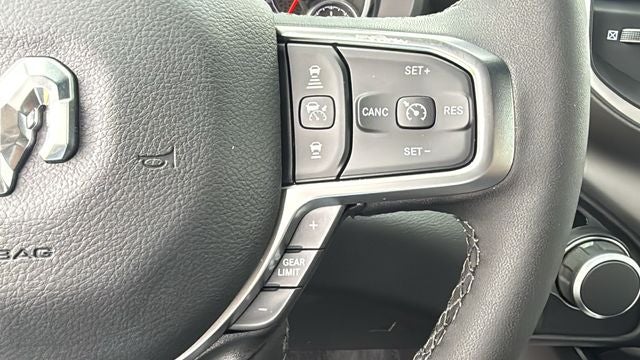2027 RAM Ram 1500 RAM 1500 BIG HORN CREW CAB 4X4 5'7' BOX