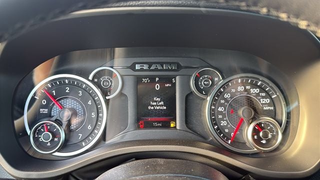 2027 RAM Ram 1500 RAM 1500 BIG HORN CREW CAB 4X4 5'7' BOX