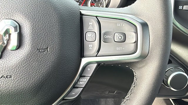 2027 RAM Ram 1500 RAM 1500 BIG HORN CREW CAB 4X4 5'7' BOX