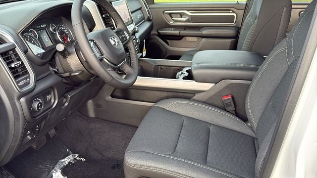 2027 RAM Ram 1500 RAM 1500 BIG HORN CREW CAB 4X4 5'7' BOX