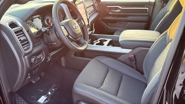 2027 RAM Ram 1500 RAM 1500 BIG HORN CREW CAB 4X4 5'7' BOX