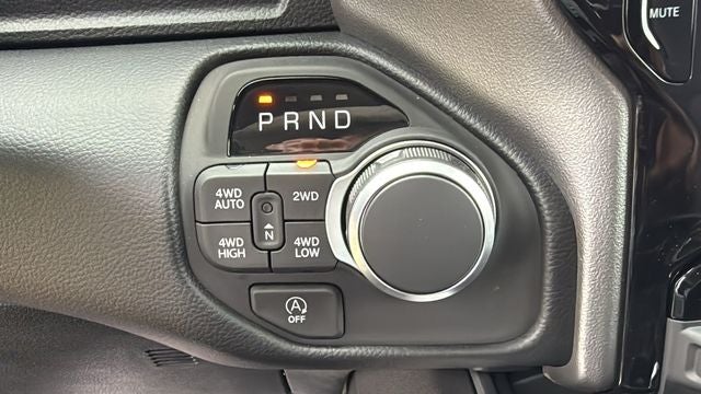 2027 RAM Ram 1500 RAM 1500 BIG HORN CREW CAB 4X4 5'7' BOX