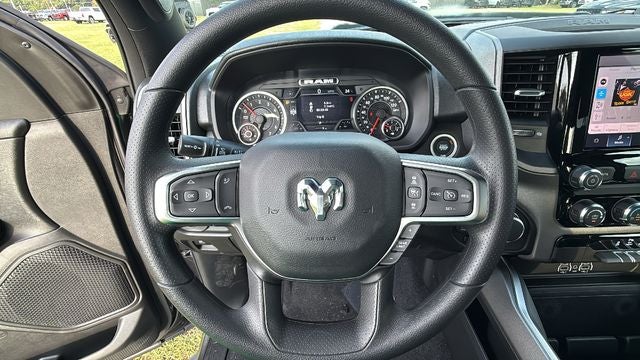 2027 RAM Ram 1500 RAM 1500 EXPRESS CREW CAB 4X4 5'7' BOX