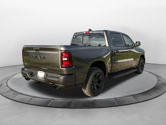 2027 RAM Ram 1500 RAM 1500 EXPRESS CREW CAB 4X4 5'7' BOX
