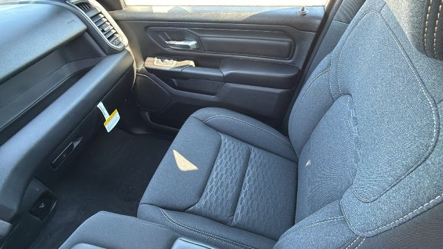 2027 RAM Ram 1500 RAM 1500 WARLOCK CREW CAB 4X4 5'7' BOX