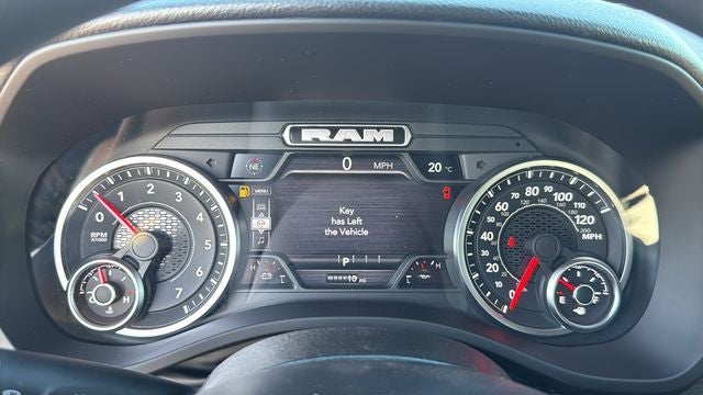 2027 RAM Ram 1500 RAM 1500 EXPRESS CREW CAB 4X4 5'7' BOX