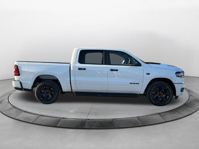 2027 RAM Ram 1500 RAM 1500 EXPRESS CREW CAB 4X4 5'7' BOX