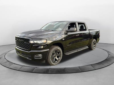 2027 RAM Ram 1500 RAM 1500 EXPRESS CREW CAB 4X4 5'7' BOX