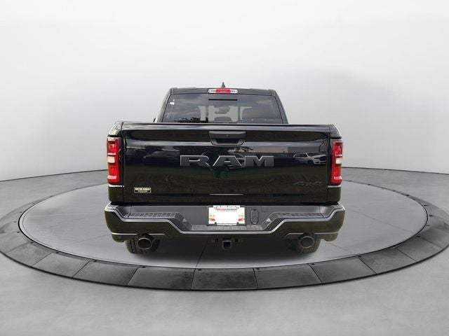 2027 RAM Ram 1500 RAM 1500 EXPRESS CREW CAB 4X4 5'7' BOX