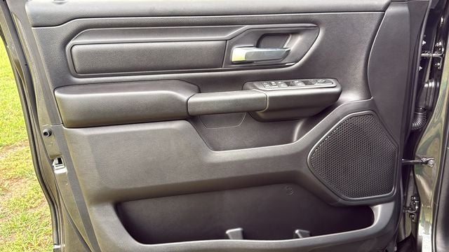 2027 RAM Ram 1500 RAM 1500 EXPRESS CREW CAB 4X4 5'7' BOX