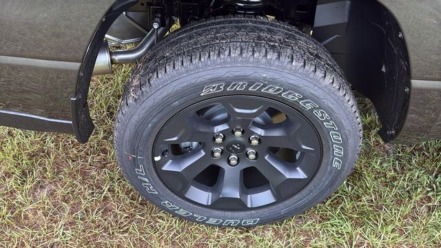 2027 RAM Ram 1500 RAM 1500 EXPRESS CREW CAB 4X4 5'7' BOX