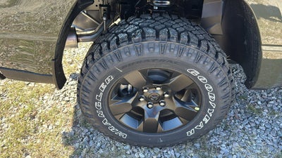 2027 RAM Ram 1500 RAM 1500 WARLOCK CREW CAB 4X4 5'7' BOX