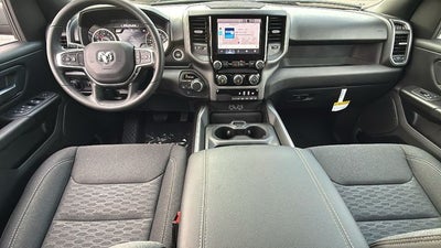 2027 RAM Ram 1500 RAM 1500 EXPRESS CREW CAB 4X4 5'7' BOX