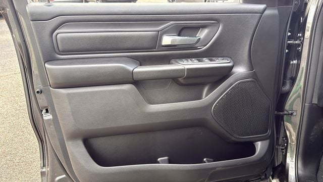 2027 RAM Ram 1500 RAM 1500 EXPRESS CREW CAB 4X4 5'7' BOX