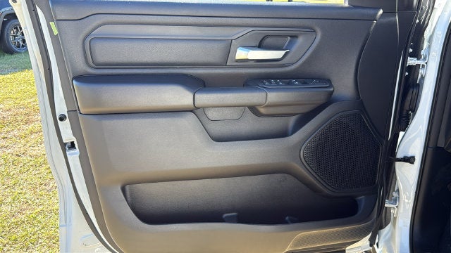 2027 RAM Ram 1500 RAM 1500 WARLOCK CREW CAB 4X4 5'7' BOX