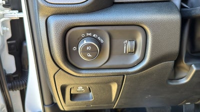 2027 RAM Ram 1500 RAM 1500 WARLOCK CREW CAB 4X4 5'7' BOX