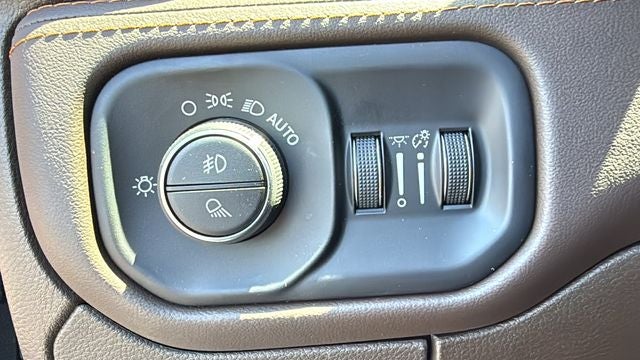 2026 RAM Ram 1500 RAM 1500 LIMITED LONGHORN CREW CAB 4X4 5'7' BOX