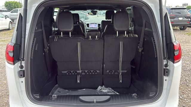 2027 Chrysler Pacifica PACIFICA SELECT