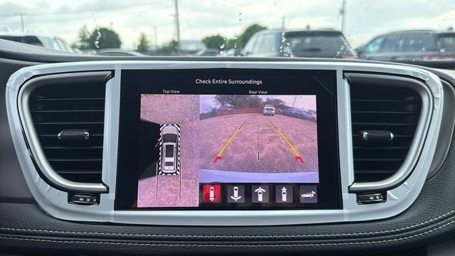 2027 Chrysler Pacifica PACIFICA SELECT
