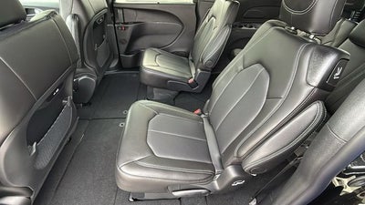 2027 Chrysler Pacifica PACIFICA SELECT
