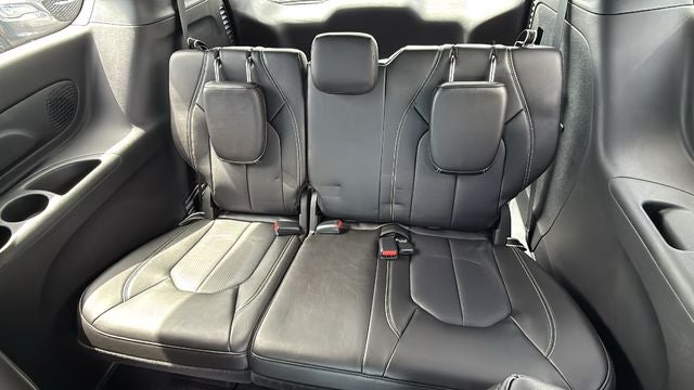 2027 Chrysler Pacifica PACIFICA SELECT