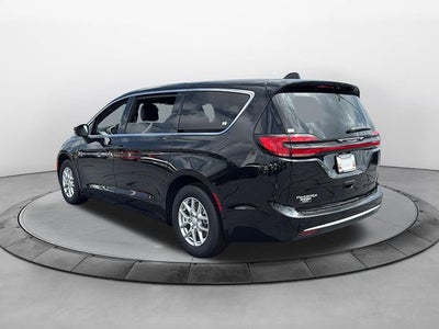 2027 Chrysler Pacifica PACIFICA SELECT