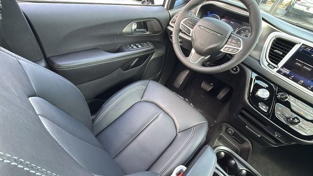 2027 Chrysler Pacifica PACIFICA LX