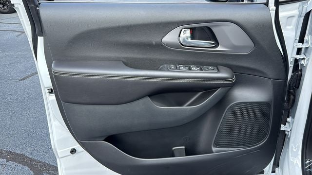 2027 Chrysler Pacifica PACIFICA LX