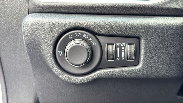 2027 Chrysler Pacifica PACIFICA LX