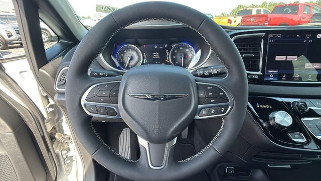 2026 Chrysler Voyager VOYAGER LX