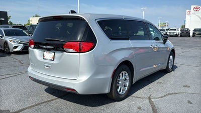 2026 Chrysler Voyager VOYAGER LX
