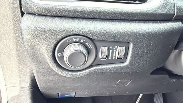 2027 Chrysler Pacifica PACIFICA LIMITED