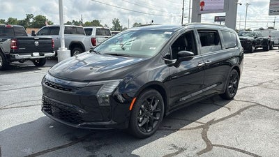 2027 Chrysler Pacifica PACIFICA LIMITED