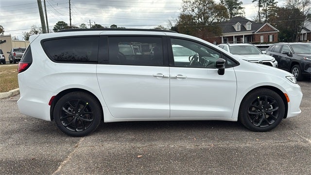 2026 Chrysler Pacifica PACIFICA LIMITED