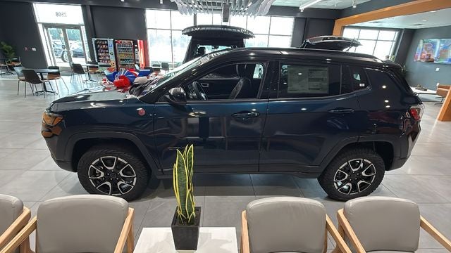 2026 Jeep Compass COMPASS TRAILHAWK 4X4