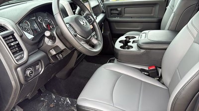 2027 RAM Ram 3500 RAM 3500 TRADESMAN CREW CAB 4X4 6'4' BOX