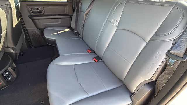 2027 RAM Ram 3500 RAM 3500 TRADESMAN CREW CAB 4X4 6'4' BOX