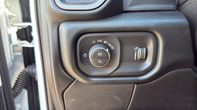 2027 RAM Ram 3500 RAM 3500 TRADESMAN CREW CAB 4X4 6'4' BOX
