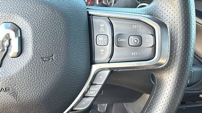 2027 RAM Ram 3500 RAM 3500 TRADESMAN CREW CAB 4X4 6'4' BOX
