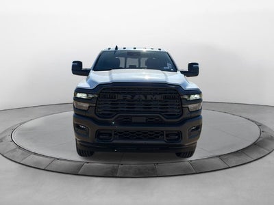 2027 RAM Ram 3500 RAM 3500 TRADESMAN CREW CAB 4X4 6'4' BOX