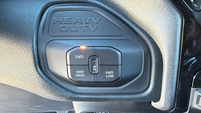 2027 RAM Ram 3500 RAM 3500 TRADESMAN CREW CAB 4X4 6'4' BOX