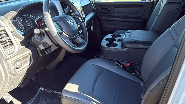 2027 RAM Ram 3500 RAM 3500 TRADESMAN CREW CAB 4X4 6'4' BOX