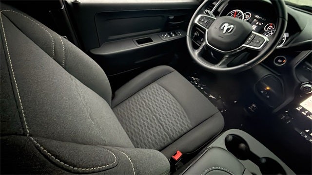 2026 RAM Ram 3500 RAM 3500 TRADESMAN CREW CAB 4X4 6'4' BOX