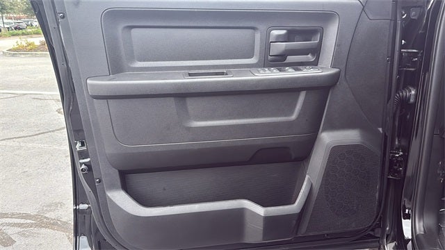 2026 RAM Ram 3500 RAM 3500 TRADESMAN CREW CAB 4X4 6'4' BOX