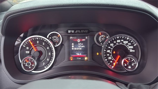 2026 RAM Ram 3500 RAM 3500 TRADESMAN CREW CAB 4X4 6'4' BOX