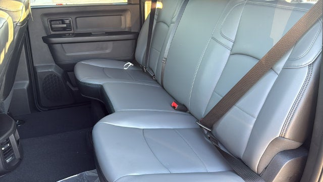 2027 RAM Ram 3500 RAM 3500 TRADESMAN CREW CAB 4X4 6'4' BOX