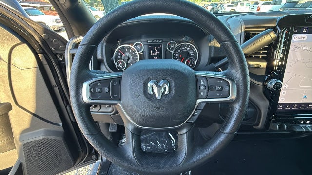2027 RAM Ram 3500 RAM 3500 TRADESMAN CREW CAB 4X4 6'4' BOX