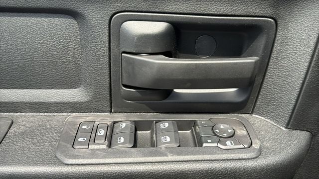 2026 RAM Ram 3500 RAM 3500 TRADESMAN CREW CAB 4X4 6'4' BOX