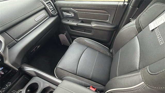 2026 RAM Ram 3500 RAM 3500 LARAMIE CREW CAB 4X4 6'4' BOX