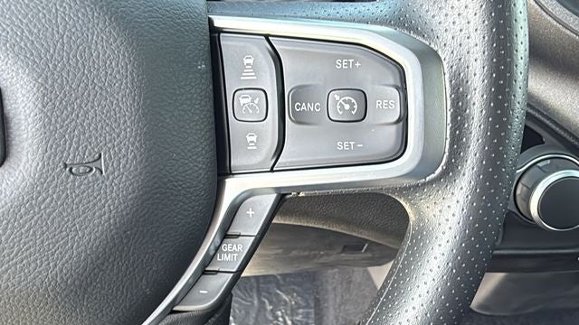 2026 RAM Ram 1500 RAM 1500 TRADESMAN CREW CAB 4X2 5'7' BOX